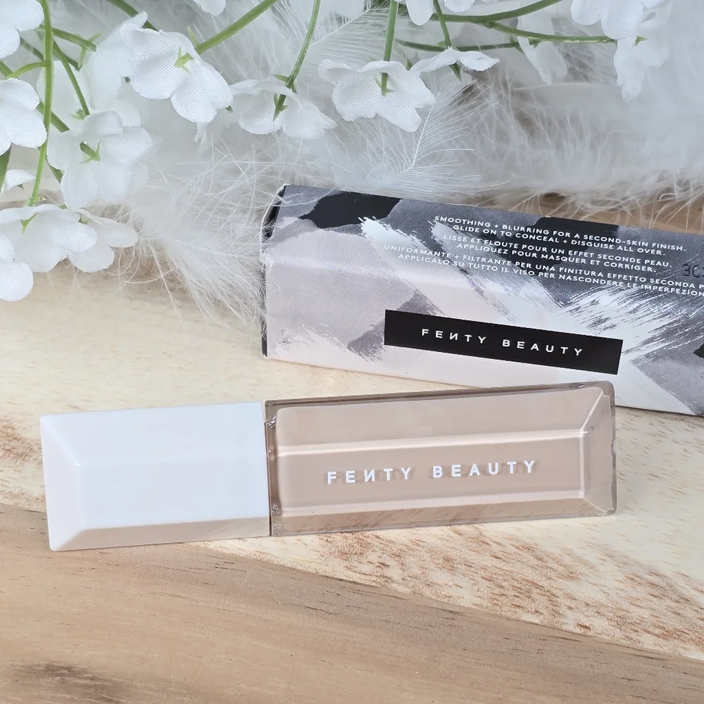 Fenty Beauty Hydrating Longwear Concealer We're Even Shade 150N Light Color New